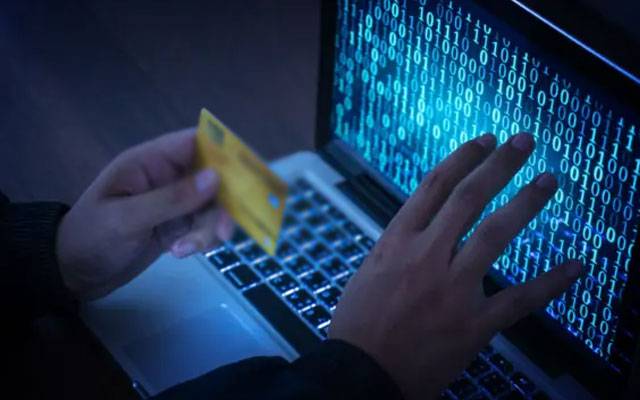 آن لائن فراڈ کا بڑا سکینڈل بے نقاب،فیصل ٹاؤن پولیس نے 2 ملزمان کو گرفتار کر لیا
