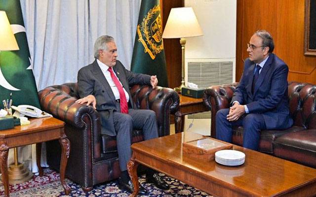 نائب وزیراعظم اسحاق ڈار سے ایران کیلئے نامزد سفیر عمران احمد کی ملاقات 