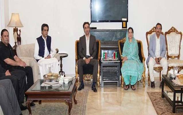 بلاول بھٹو زرداری کی ایم این اے ثمینہ خالد گھرکی سے ملاقات،سیاسی صورتحال پر تبادلہ خیال