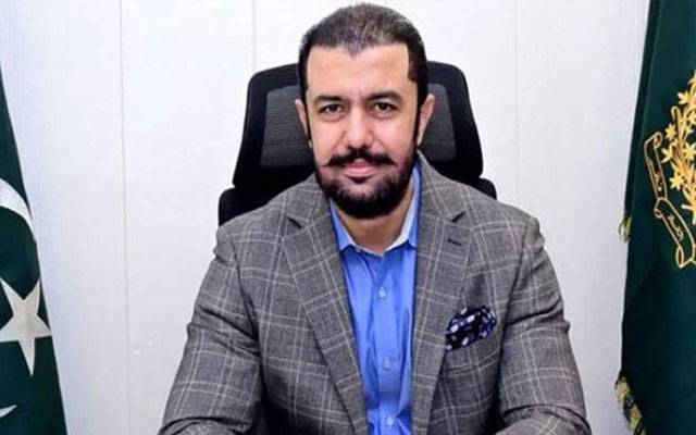 پیٹرول مہنگا ہو تو موٹرسائیکل سوار متاثر نہیں ہوتے: مشیر خزانہ خرم شہزاد کے بیان پر شدید ردعمل