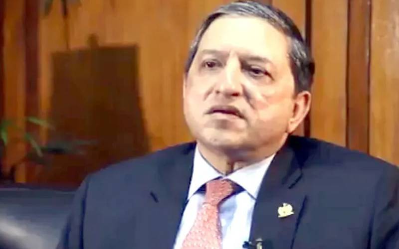 مجھے نہیں لگتا کل پٹرولیم مصنوعات کی قیمتوں میں اضافہ ہو گا؛ سینیٹر سلیم مانڈوی والا 