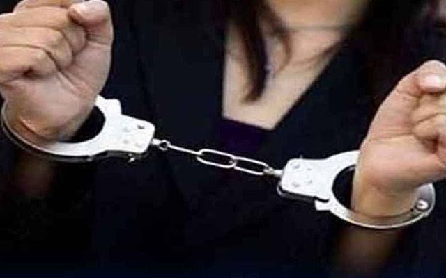  کراچی: آئس اور افیون کی سمگلر خاتون گرفتار 
