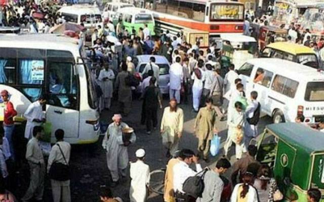  بس اڈوں اور ٹرانسپورٹ ٹرمینلز پر مسافروں کا رش ، بسیں کم پڑنے لگیں