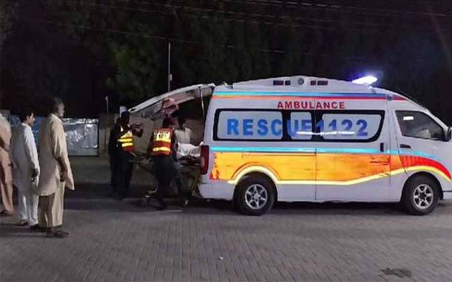 لاہور میں ٹرک کی آٹورکشہ اورموٹرسائیکل کوٹکر؛ 2 افراد جاں بحق