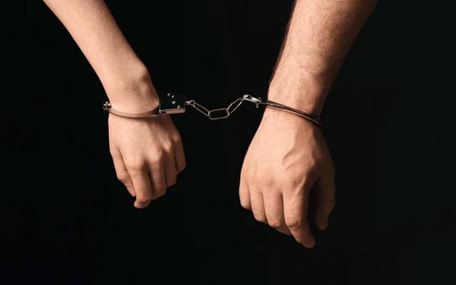 ڈیفنس میں 65 لاکھ کے زیورات چوری، گھریلو ملازمہ اور منگیتر گرفتار