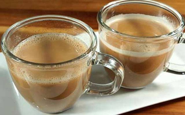 دودھ پتی، چائے کے شوقین افراد کو ماہرینِ غذائیت نے خبردار کردیا  