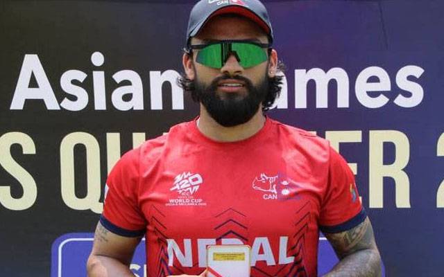 نیپالی بلے باز کی شاندار پرفارمنس، 1 اوور میں 6 چھکے لگانے والے بیٹر بن گئے