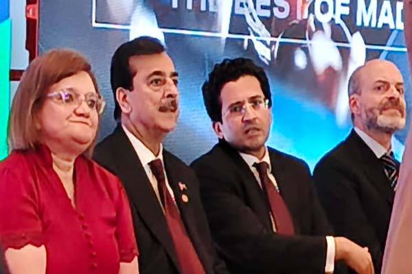  اٹلی میں 10500 پاکستانیوں کو لیبر موبیلیٹی معاہدے کے تحت روزگار مواقع ملیں گے, اطالوی سفیر 