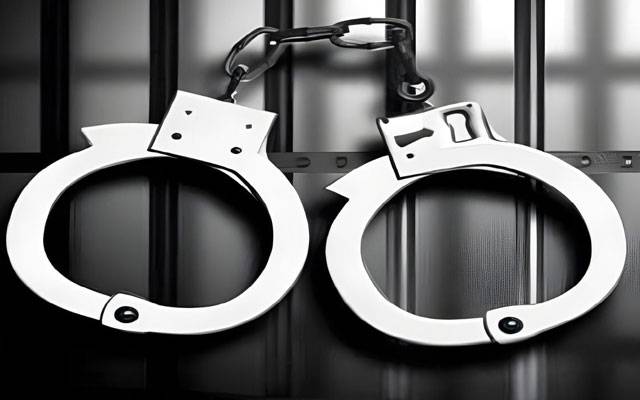 ڈیفنس میں ایک کروڑ سے زائد مالیت کی چوری میں ملوث دو ملزمان گرفتار