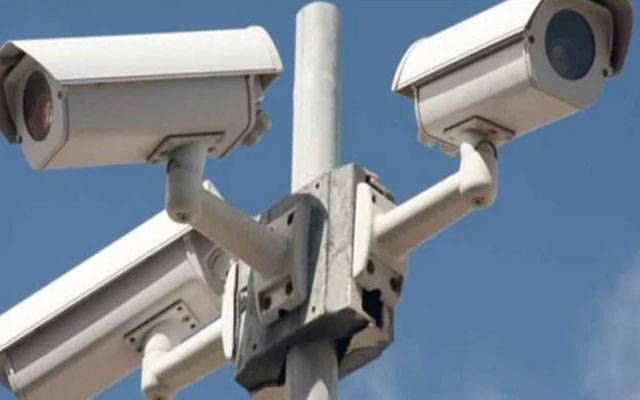 سیف سٹی کیمروں سے وارڈن کو کچلنے کی کوشش کرنیوالی گاڑی کو گلبرگ سے پکڑ لیا گیا