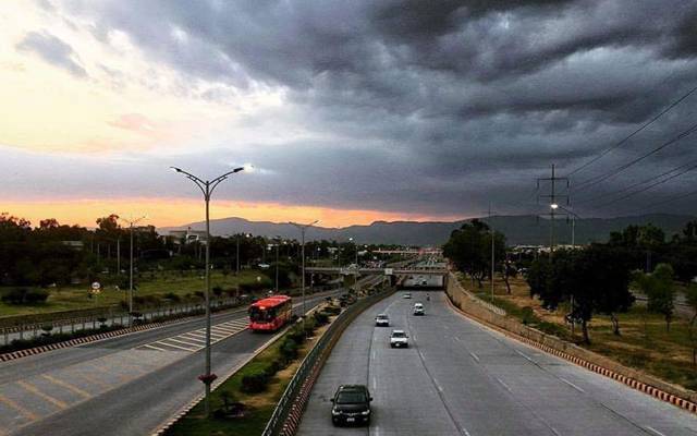 آئندہ کچھ گھنٹوں کے دوران مختلف شہروں میں بارش کا امکان، الرٹ جاری