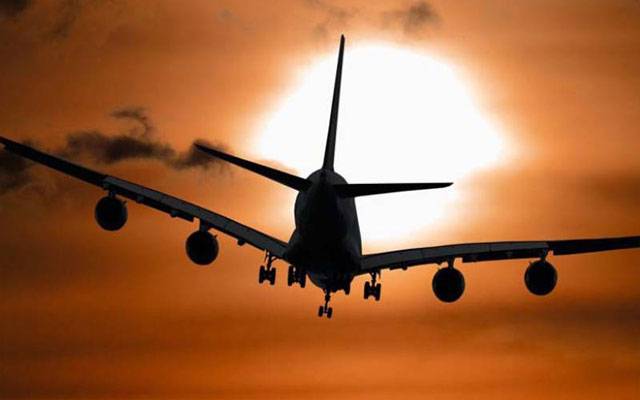    سپین :چھوٹا طیارہ ہنگامی لینڈنگ کے دوران حادثے کا شکار ہو گیا