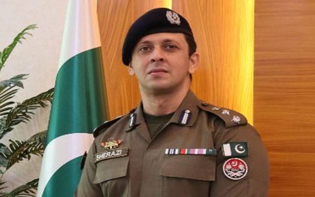 سی ٹی او لاہور کا رات گئے داخلی و خارجی ناکوں کا دورہ، ہیوی ٹریفک کے خلاف کریک ڈاؤن کا جائزہ