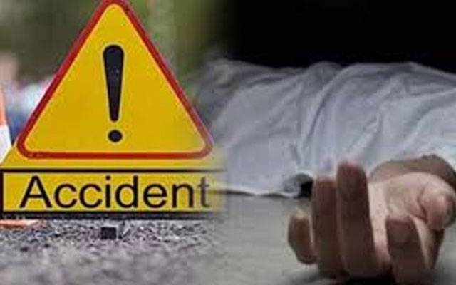 عسکری ٹین: تیز رفتار گاڑی کی ٹکر، 59 سالہ شخص جاں بحق