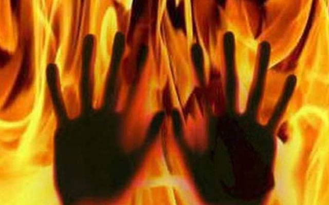 گرین ٹاؤن :بیوی سے جھگڑا،شوہر نے خود کو آگ لگا لی