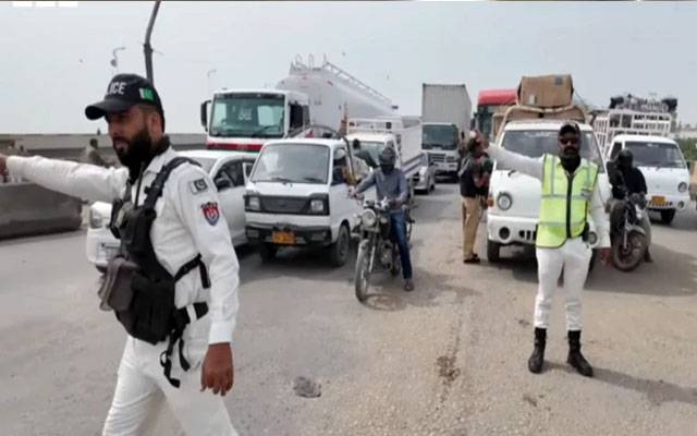 20 لاکھ روپے کے ای چالان، لاہور میں ریکارڈ ڈیفالٹر موٹر سائیکل سوار پکڑا گیا