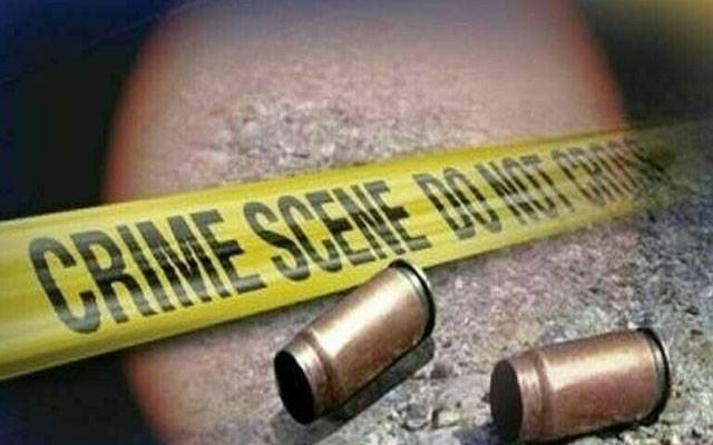 شاہدرہ ناکہ پر پولیس اہلکاروں پر کار سواروں کی فائرنگ، راہگیر زخمی، ملزمان فرار