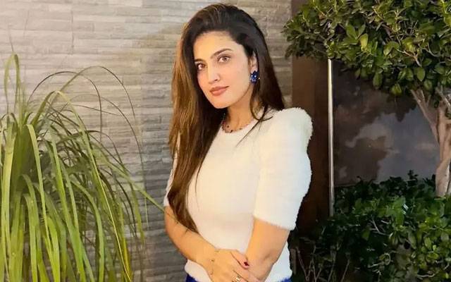 جوا پرموشن کیس: ٹک ٹاکر اقرا کنول کی عبوری ضمانت میں توسیع