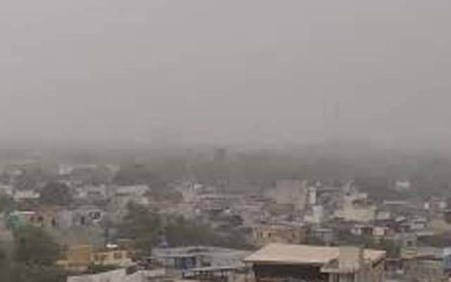  لاہور شہر میں آندھی  ; گرمی کا زور ٹوٹ گیا 