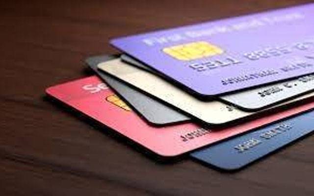 کریڈٹ اور ڈیبٹ کارڈ استعمال کرنیوالوں کیلئے خوشخبری
