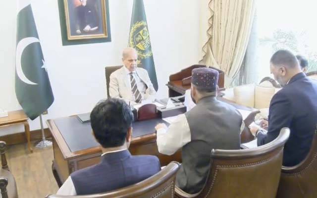 وزیراعظم سے اراکین اسمبلی کی ملاقات؛ بجٹ میں تنخواہ دار طبقے کو زیادہ سے زیادہ ریلیف فراہم کیا گیا، وزیر اعظم 