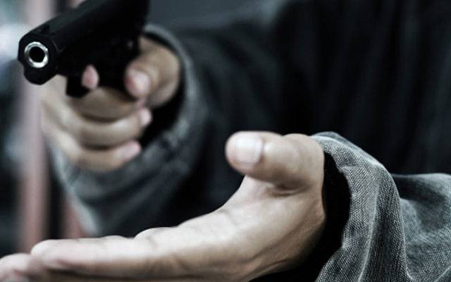 سوتیلے بھائی کے گھر واردات کرانے والا ملزم ساتھیوں سمیت گرفتار