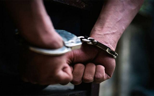 نقب زنی کی وارداتوں میں ملوث ملزمان گرفتار، لاکھوں روپے برآمد