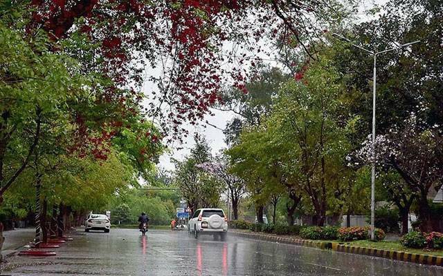 بارش کے بعد لاہور کا موسم خوشگوار، گرمی کی شدت میں نمایاں کمی