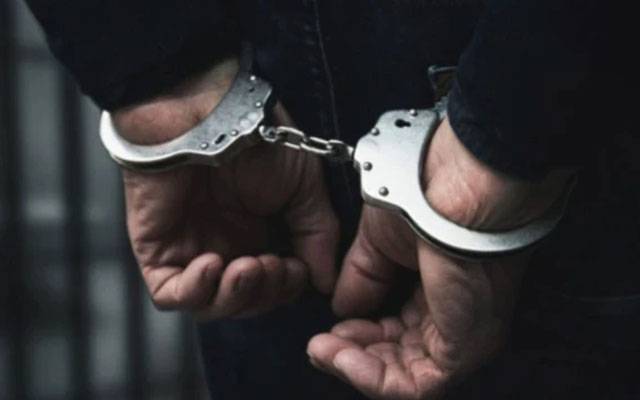 وحدت کالونی پولیس کی کارروائی، پیشہ ور نقب زن گینگ کے دو ملزمان گرفتار