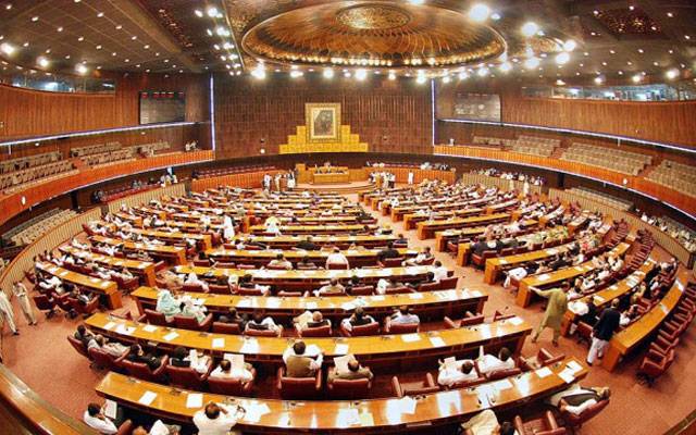 قومی اسمبلی میں بجٹ پر بحث مکمل، حکومت اور اپوزیشن کے درمیان سخت جملوں کا تبادلہ