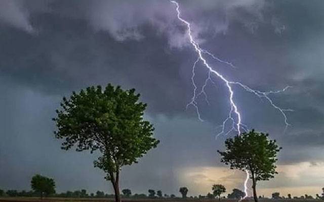 شہر اولیاء میں تیز اندھی کے بعد بارش کا سلسلہ شروع 