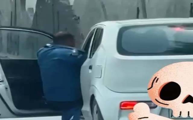 ’’ نئیں جمنا پت ماں نے  تیرے جیا نئیں جمنا‘‘وارڈن کی خطرناک کوشش،ویڈیو وائرل