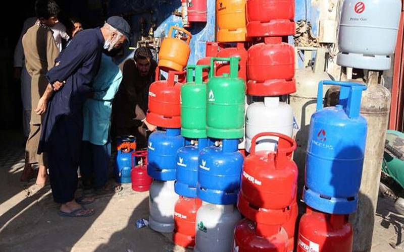 سرکاری نرخ نظرانداز،ایل پی جی 500 روپے فی کلو تک فروخت