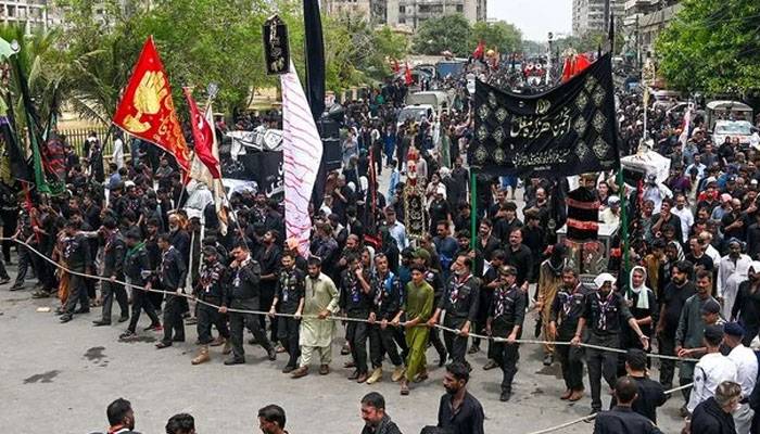 کراچی میں 9 محرم کے جلوس کیلئے سخت سکیورٹی انتظامات، موبائل فون سروس معطل