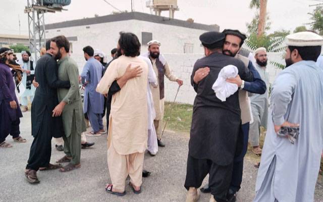 جنوبی وزیرستان؛ سراروغہ میں اغواء ہونیوالے ایس ایچ او سمیت 6 پولیس اہلکاروں کو رہا کر دیا گیا