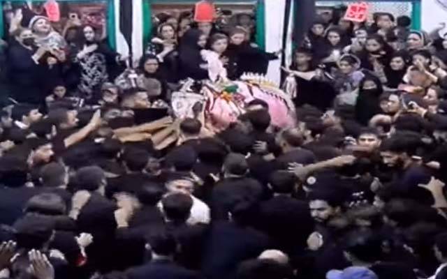 یوم عاشورہ کا مرکزی جلوس نثار حویلی اندرون موچی گیٹ سے برآمد ہوگیا 