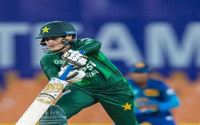 گل فیروزہ کو آسٹریلیا میچ میں ضابطہ اخلاق کی خلاف ورزی پر وارننگ جاری