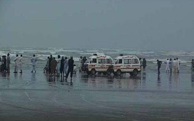 کراچی: ہاکس بے کے قریب سمندر میں ڈوب کر 2 نوجوان جاں بحق