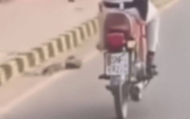 ای چالان سے بچنے کے لیے نمبر پلیٹس میں ردوبدل کرنے والوں کے خلاف کریک ڈاؤن