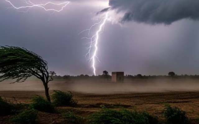 بھارت: آسمانی آفت سے 30 سے ​​زیادہ لوگوں کی موت 