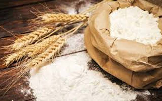 آٹے کی قیمت کو پر لگ گئے