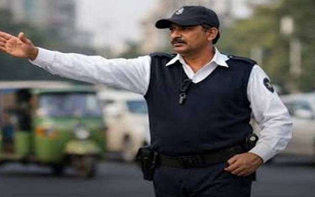 غیر ذمہ دارانہ ڈرائیونگ پر لائسنس معطل،  نئی پابندیاں نافذ