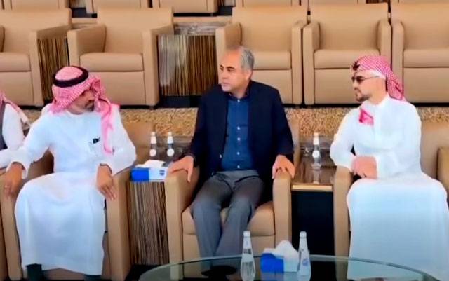 سعودی عرب میں کرکٹ کے فروغ کی جانب اہم پیش رفت، محسن نقوی کا اسٹیڈیم کا دورہ
