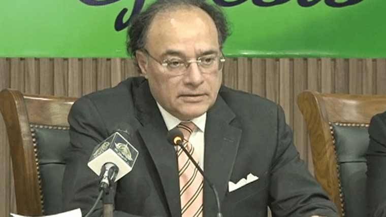 حکومت تاجروں اور صنعتکاروں کے مسائل سن رہی ہے:وفاقی وزیر خزانہ