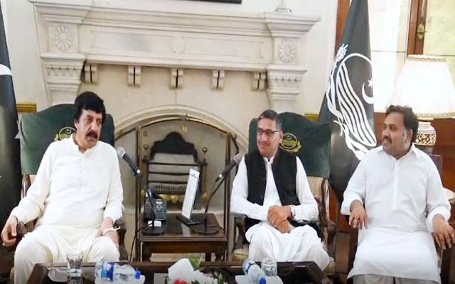 چوہدری سرور اور سجادہ نشین لعل شہباز قلندر کی ملاقات، قومی یکجہتی پر تبادلہ خیال