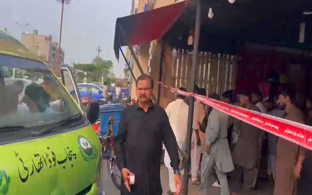 لاہور میں فوڈ اتھارٹی کا کریک ڈاؤن، 3 فوڈ یونٹس سیل، لاکھوں روپے جرمانہ