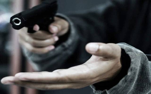 غازی آباد: ڈیڑھ لاکھ روپے اور موبائل چھیننے کی واردات کی 15 پر کال کا ڈراپ سین