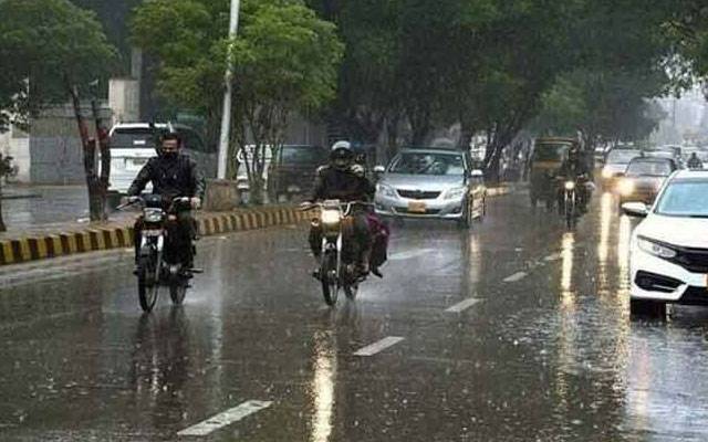 بارش میں کہیں بھی ٹریفک کی روانی متاثر نہیں ہونے دی جائے گی، سی ٹی او لاہور