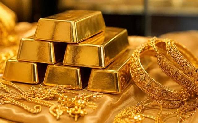 عالمی منڈی میں سونے کی قیمت دو ہفتوں کی بلند ترین سطح کے قریب