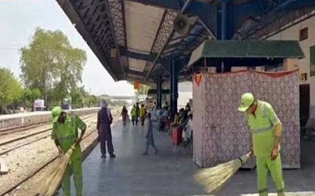 ستھرا پنجاب کا بڑا ایکشن، ریلوے اسٹیشن اور گردونواح میں صفائی مہم تیز